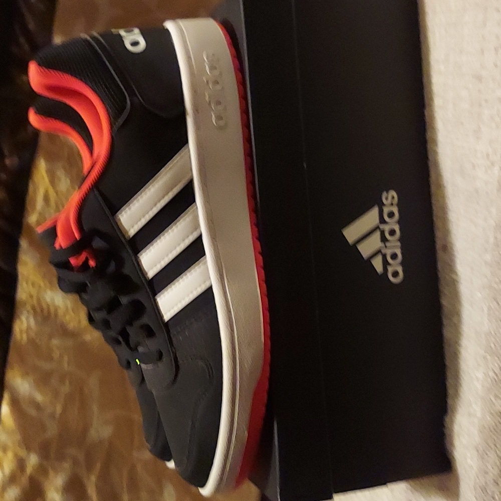 Mens Adidas Hoops 2.0 Low Size 7